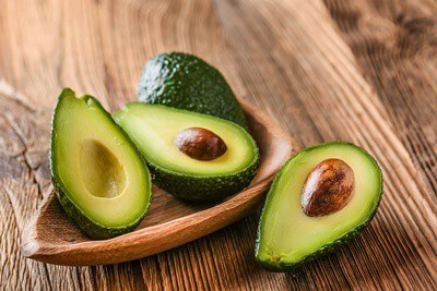 ¿Por qué el aguacate es mortal para loros?? (Evite este alimento tóxico!)